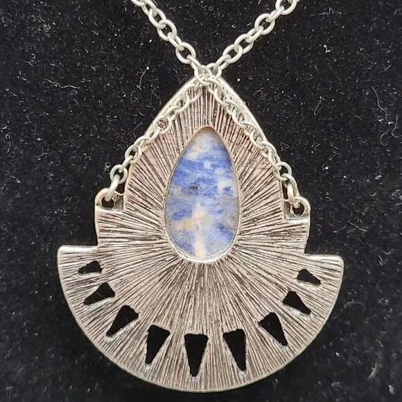 AMERICAN EAGLE Stone Pendant Necklace - Picture 5 of 8